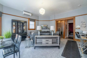 Rustic 3-Bedroom, 1.5-Bath Oasis by Downtown Reno